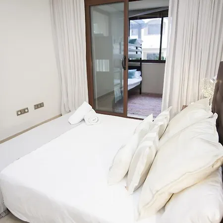 Apartment Getaway!!